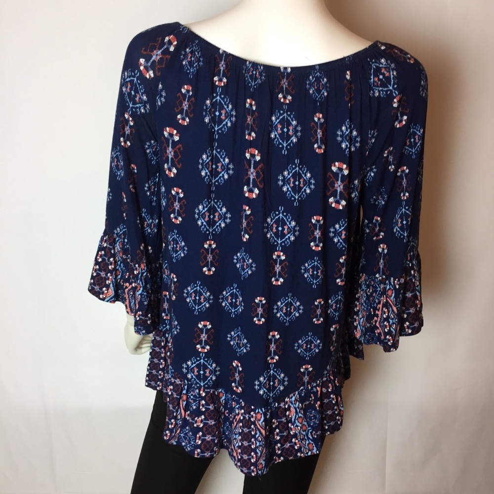 Style & Co. Size Small Ruffle Sleeve Top - Picture 3 of 5